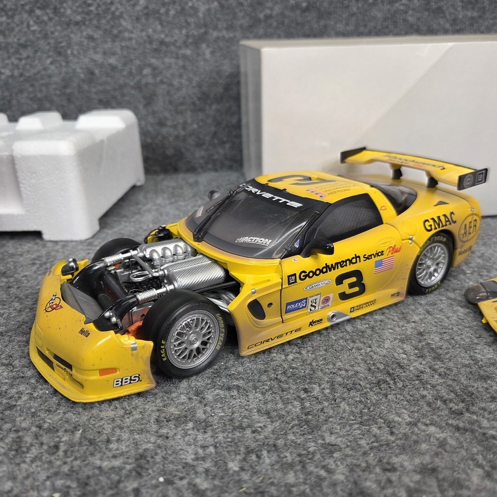 RARE 1:18‎ Dale Earnhardt & Dale Jr #3 GOODWRENCH 2001 RACED ROLEX CORVETTE C5R